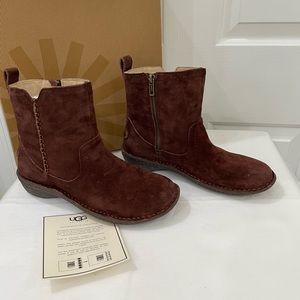 UGG Neevah Boot 8